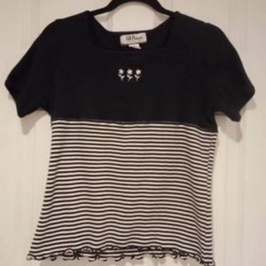 All points by Reference Point- black & white striped w/ flowers, t-shirt. Sz sm